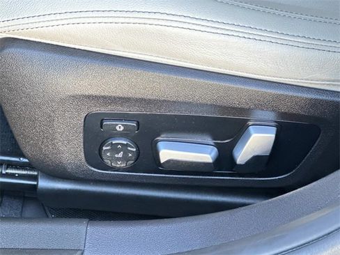 Used 2023 BMW M340i xDrive image 26