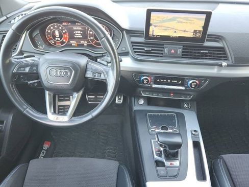Used 2018 Audi SQ5 Premium Plus w/ Navigation Package AWD/4WD image 20