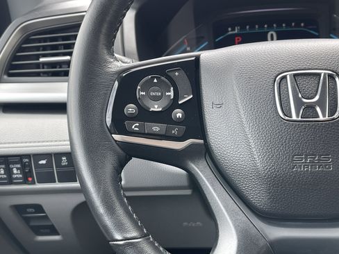 Used 2018 Honda Odyssey EX-L image 18