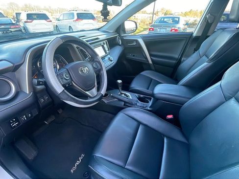 Used 2014 Toyota RAV4 Limited image 32