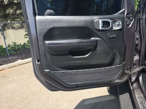 Used 2020 Jeep Wrangler Unlimited Rubicon AWD/4WD image 15