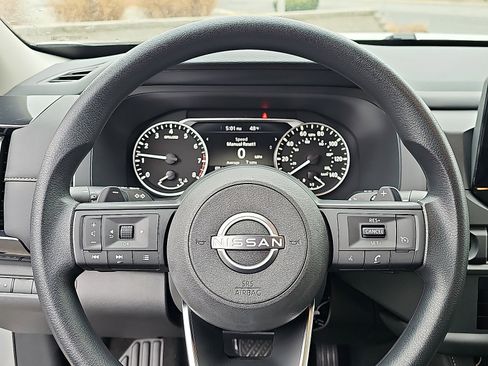 New 2025 Nissan Pathfinder S image 13