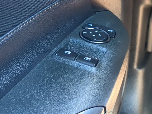 Used 2016 Ford Mustang Coupe w/ Equipment Group 051A RWD image 19