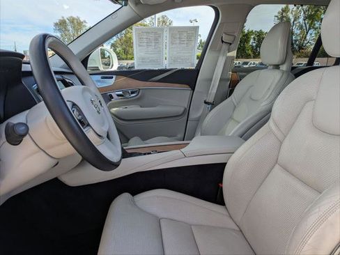 Used 2018 Volvo XC90 T6 Inscription w/ Convenience Package image 20