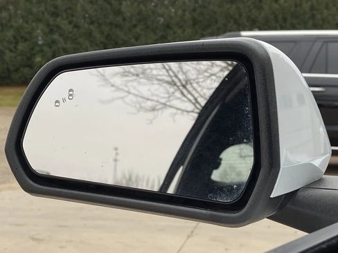 Used 2023 Ford Mustang Premium image 8