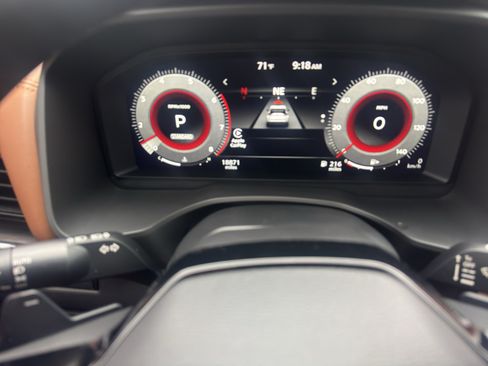 Used 2025 Nissan Rogue Platinum w/ Platinum Premium Package FWD image 12