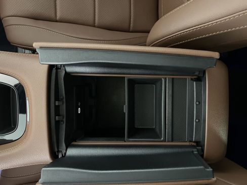 Certified 2026 Mercedes-Benz GLE 450 4MATIC image 11