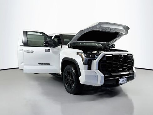 Used 2024 Toyota Tundra Limited w/ TRD Off-Road Package AWD/4WD image 17
