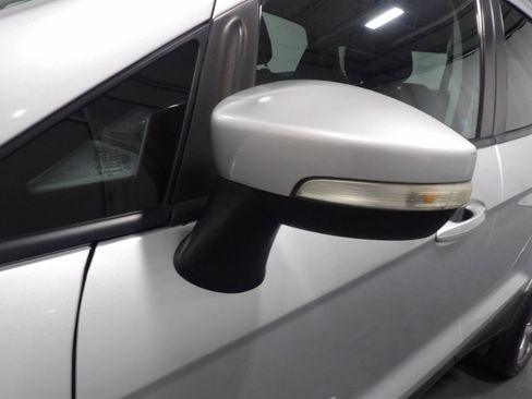 Used 2018 Ford EcoSport SE image 7