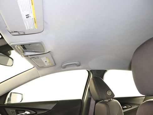 Used 2023 Chevrolet Malibu LT image 37