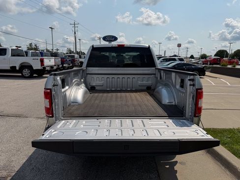 Used 2018 Ford F150 XL w/ Equipment Group 101A Mid AWD/4WD image 13