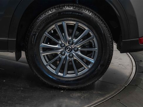 Used 2017 MAZDA CX-5 Touring image 10