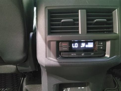 Used 2022 Volkswagen Atlas SE AWD/4WD image 19