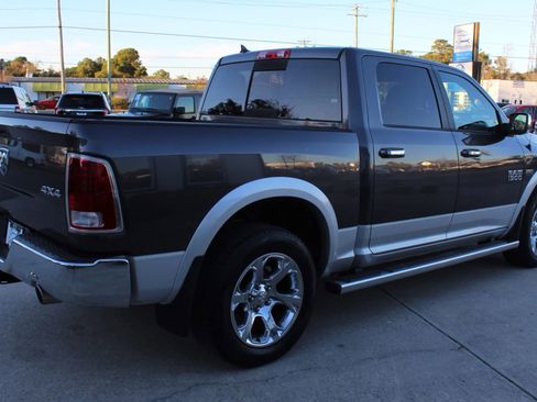 Used 2016 RAM 1500 Laramie w/ Convenience Group image 5