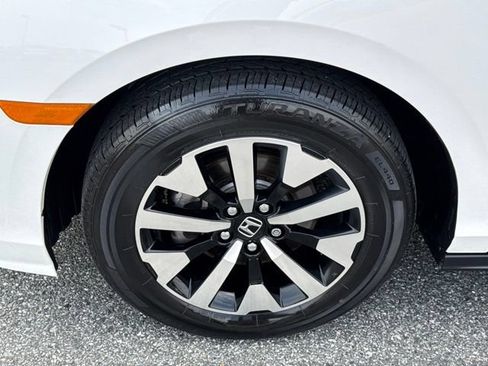 Certified 2025 Honda Odyssey EX-L image 24
