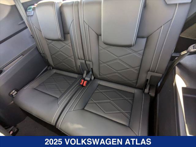 New 2025 Volkswagen Atlas SE AWD/4WD image 19