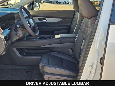 New 2026 Nissan Murano Platinum image 11