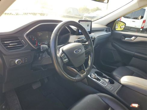 Used 2021 Ford Escape SEL image 13