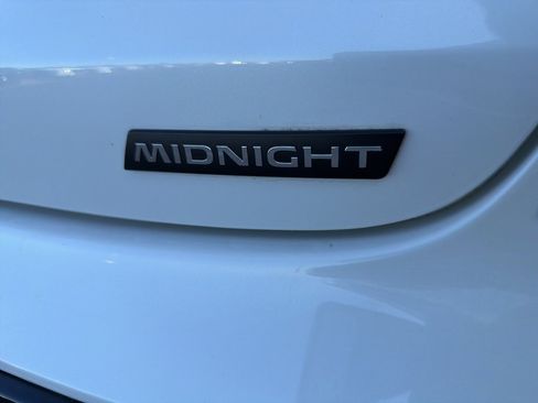 Used 2024 Nissan Murano SV w/ SV Midnight Edition Package image 12