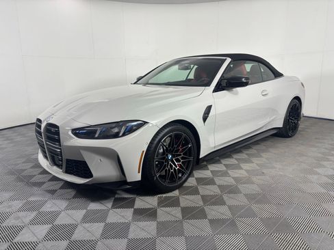 Used 2025 BMW M4 xDrive Competition AWD/4WD image 4