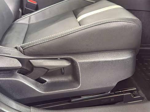 Used 2026 Toyota Camry SE w/ Multimedia Upgrade Package image 20