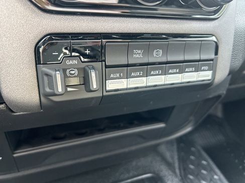 New 2026 RAM 5500 Tradesman AWD/4WD image 9