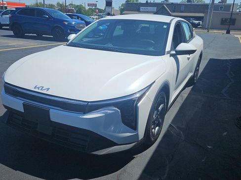 Used 2025 Kia K4 FWD image 7