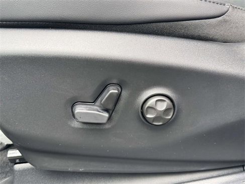 New 2026 Chrysler Pacifica Select image 29