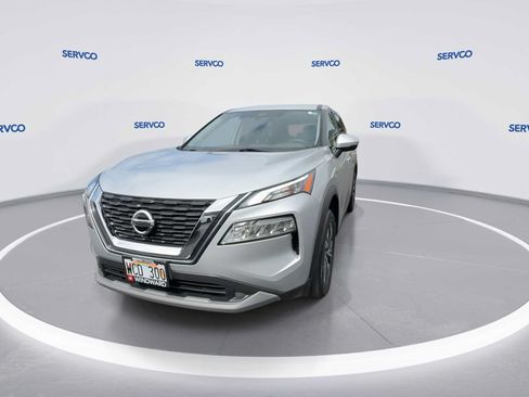 Used 2021 Nissan Rogue SV FWD image 3