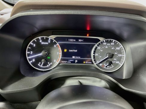 Used 2023 Nissan Rogue SV AWD/4WD image 21