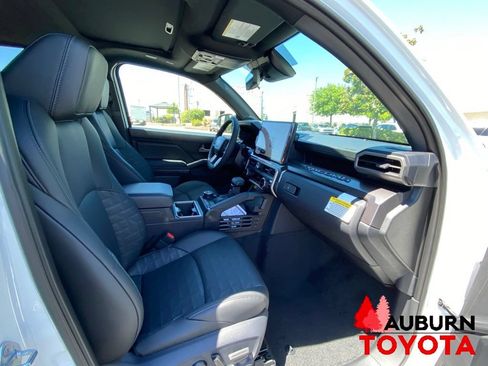 New 2026 Toyota Tacoma TRD Off-Road AWD/4WD image 15