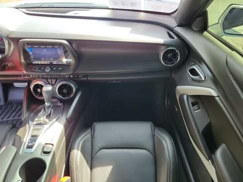 Used 2023 Chevrolet Camaro LT w/ Technology Package RWD image 20