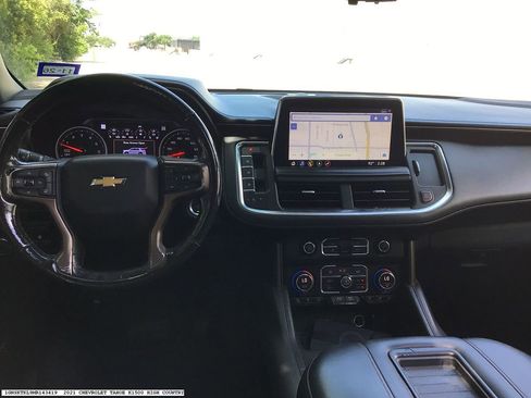 Used 2021 Chevrolet Tahoe High Country w/ Premium Package AWD/4WD image 12