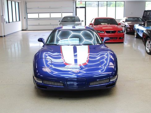 Used 2004 Chevrolet Corvette Z06 w/ Z06 Preferred Equipment Group RWD image 13