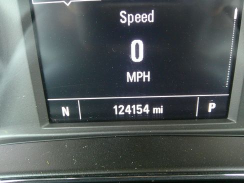 Used 2017 Chevrolet Cruze LS image 29