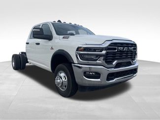 New 2026 RAM 3500 Tradesman video 3