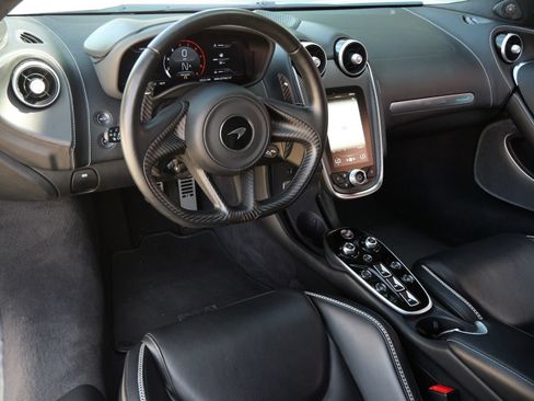 Used 2023 McLaren GT RWD image 8