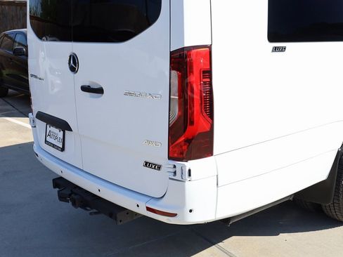 Used 2023 Mercedes-Benz Sprinter 3500 image 36