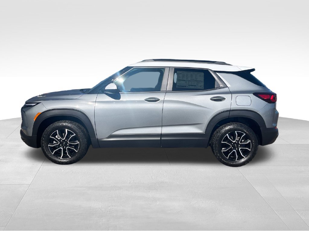 New 2026 Chevrolet TrailBlazer ACTIV w/ Convenience Package AWD/4WD image 2