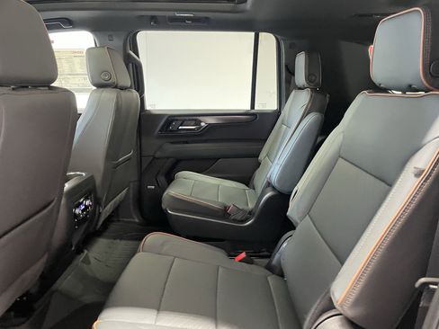New 2026 GMC Yukon XL AT4 w/ AT4 Premium Package image 13