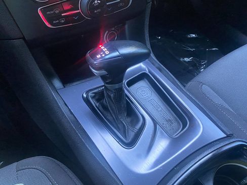 Used 2017 Dodge Charger SXT w/ Blacktop Package RWD image 37