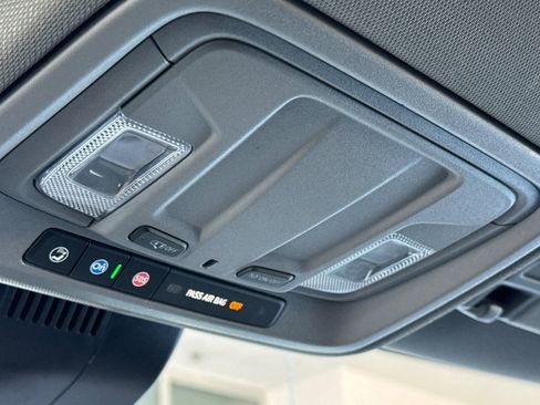 Used 2022 Chevrolet Silverado 1500 RST image 23