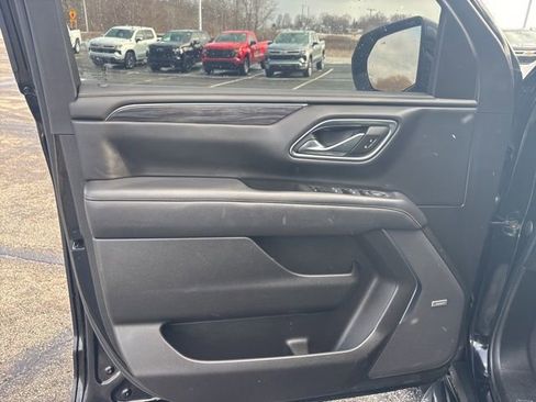 Used 2022 GMC Yukon SLT image 9