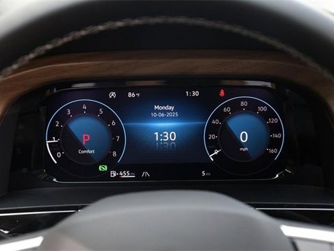 New 2026 Volkswagen Atlas SE image 14