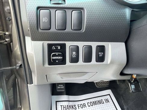 Used 2015 Toyota Tacoma 4x4 Double Cab w/ SR5 Package image 22