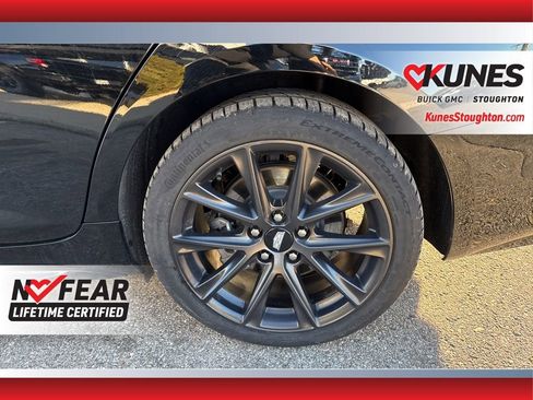 Used 2025 Cadillac CT4 Sport image 18