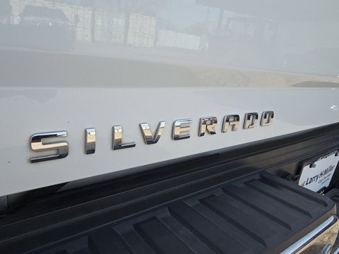Used 2015 Chevrolet Silverado 2500 LTZ w/ Duramax Plus Package image 26