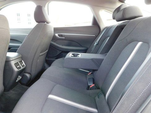 Used 2021 Hyundai Sonata SEL w/ Convenience Package image 29