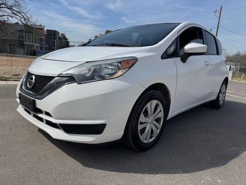 Used 2017 Nissan Versa Note SV image 1