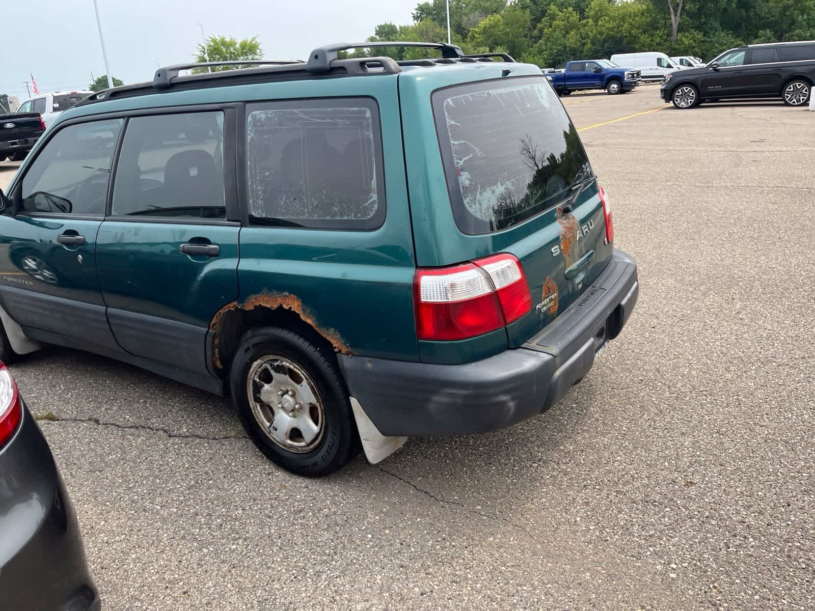Used 2001 Subaru Forester L AWD/4WD image 10
